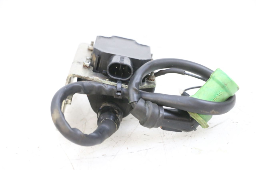 photo de BOBINE PIAGGIO MP3 RL 250 (2007 - 2010) - Autre angle de vue