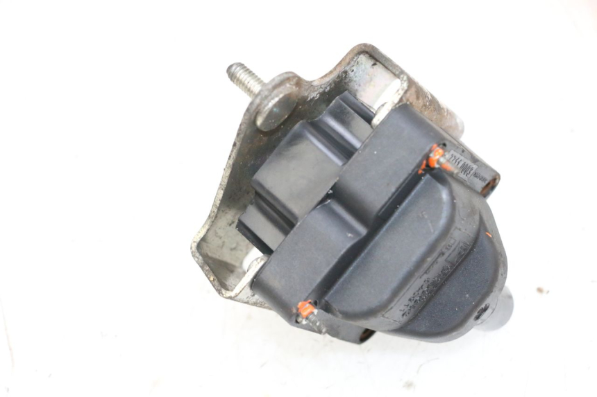 photo de BOBINE PIAGGIO VESPA GTS SUPER IE 125 (2009 - 2016) - Zoom état d’usage