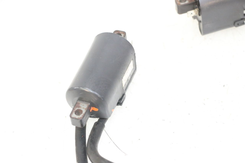 photo de BOBINE YAMAHA XJ6 ABS 600 (2008 - 2016)