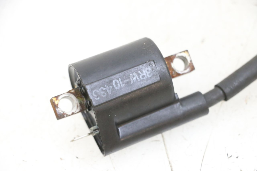 photo de BOBINE YAMAHA YP MAJESTY 125 (2002 - 2006) - Gros plan technique