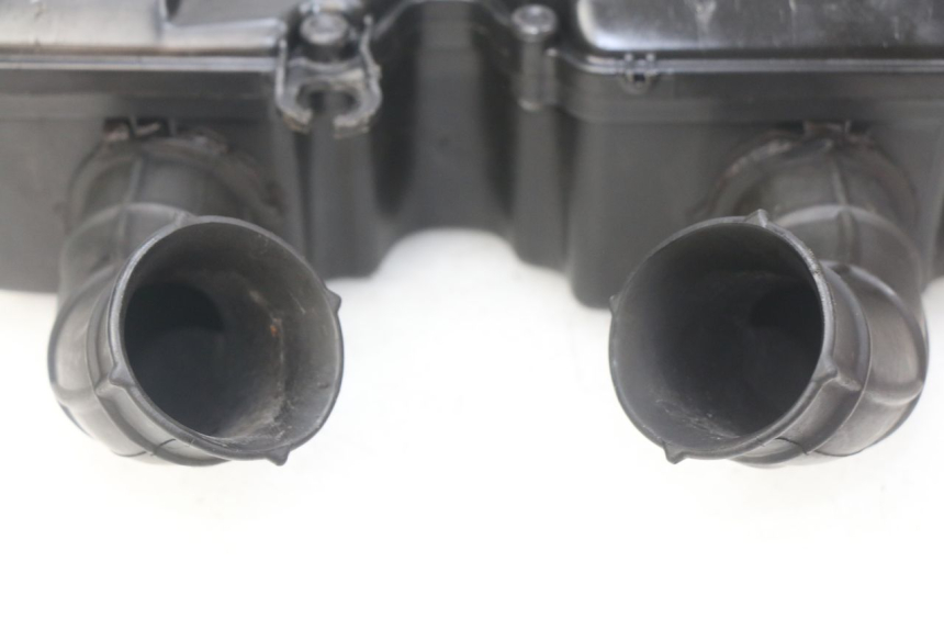 photo de BOITE A AIR HONDA CBR RR FIREBLADE 900 (1992 - 1994)