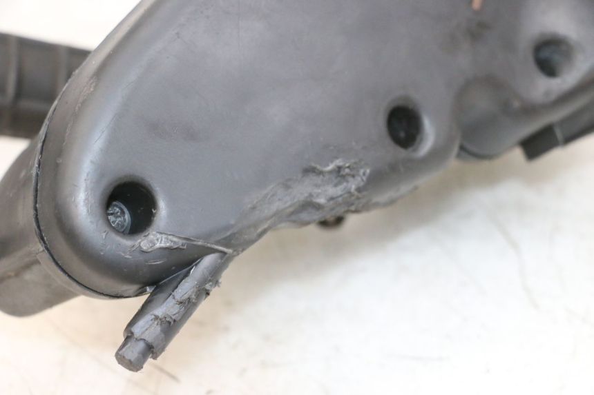 photo de BOITE A AIR PIAGGIO FLY 4T 50 (2013 - 2017) - Détail de la pièce