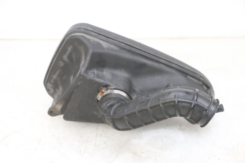 photo de BOITE A AIR PIAGGIO FLY 4T 50 (2013 - 2017) - Points de fixation