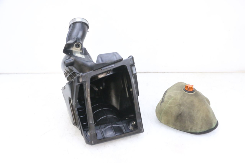 photo de BOITE A AIR KAWASAKI KXF KX-F 250 (2017 - 2019) - Gros plan technique