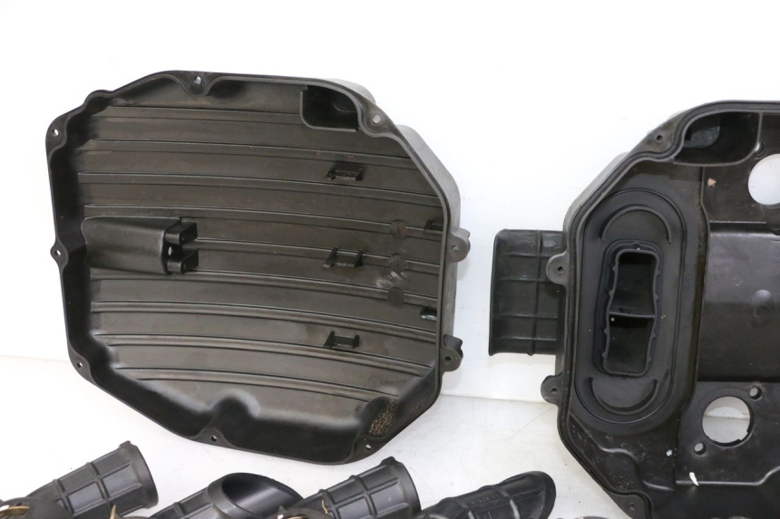 photo de BOITE A AIR HONDA ST PAN EUROPEAN 1300 (2002 - 2013)