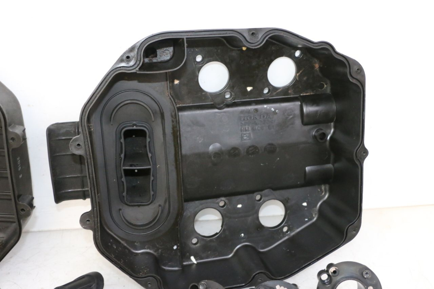 photo de BOITE A AIR HONDA ST PAN EUROPEAN 1300 (2002 - 2013)