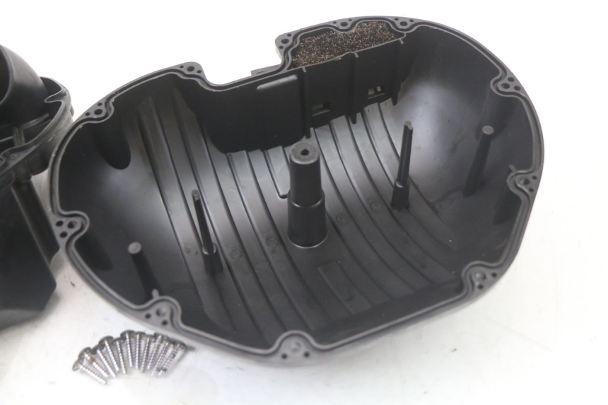 photo de BOITE A AIR SUZUKI GSR 750 (2011 - 2017)