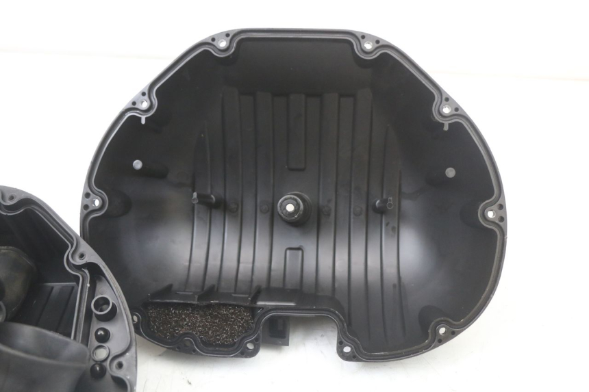 photo de BOITE A AIR SUZUKI GSR 750 (2011 - 2017)