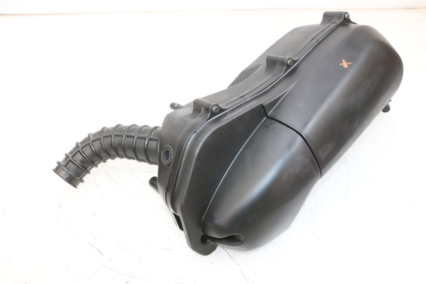 photo de BOITE A AIR YAMAHA XMAX X-MAX 125 (2006 - 2009) - Détail de la pièce