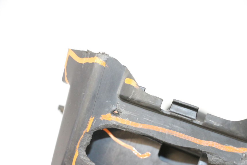 photo de BOITE A AIR YAMAHA YFM R RAPTOR 250 (2008 - 2014) - Vue rapprochée