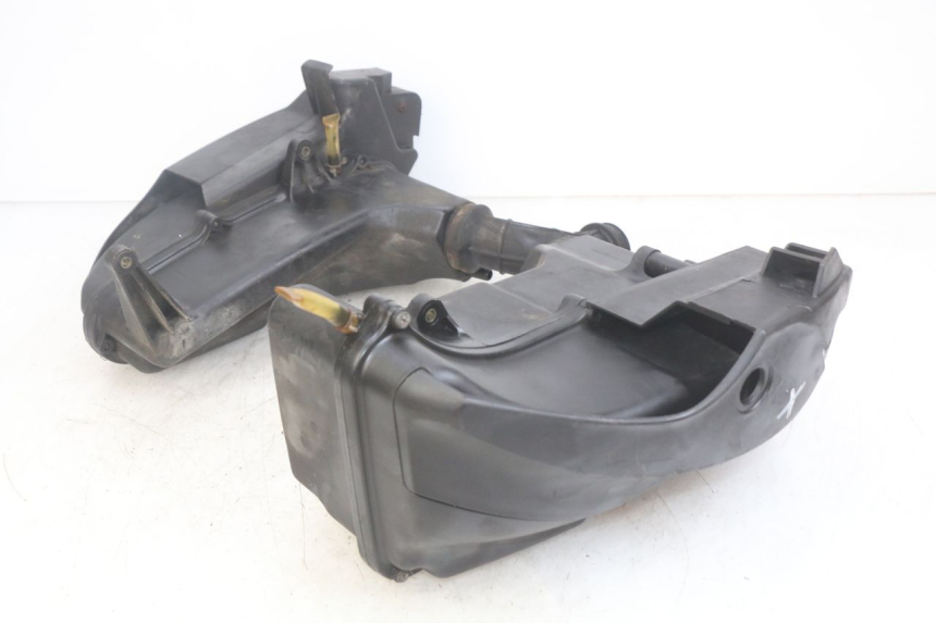 photo de BOITE A AIR YAMAHA YP MAJESTY 400 (2004 - 2008)