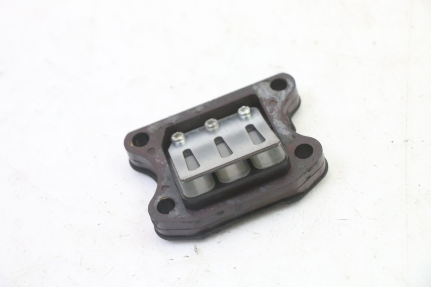 photo de BOITE A CLAPETS HONDA X8R 50 (1998 - 2003)