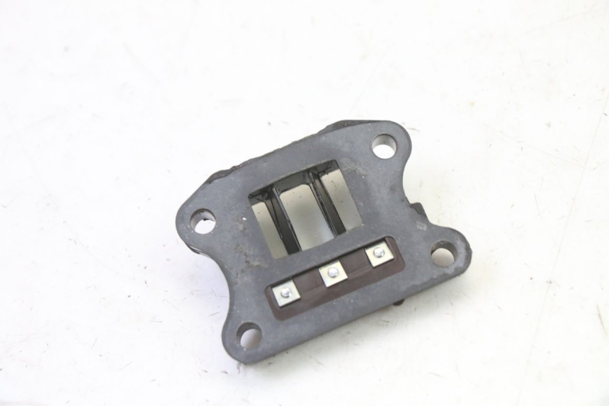 photo de BOITE A CLAPETS HONDA X8R 50 (1998 - 2003)