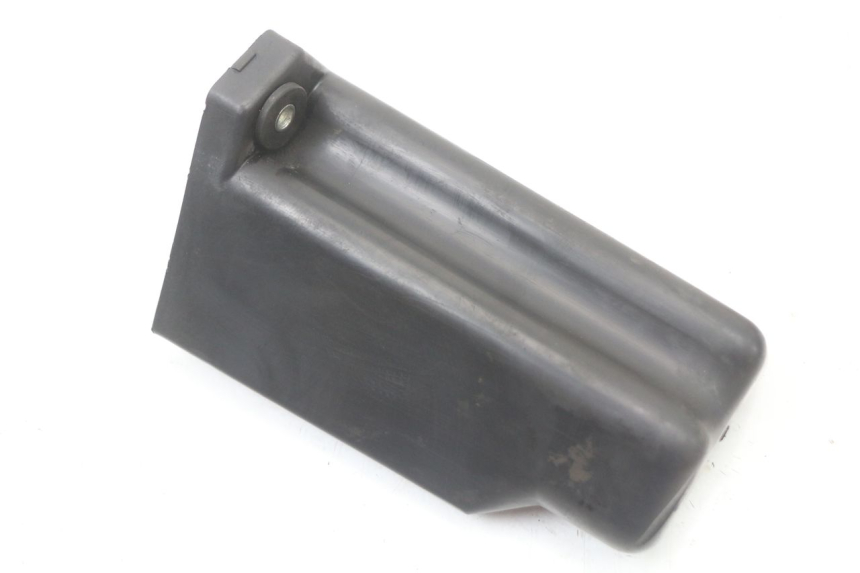 photo de BOITE A GANTS SUZUKI GN 125 (1997 - 2000)