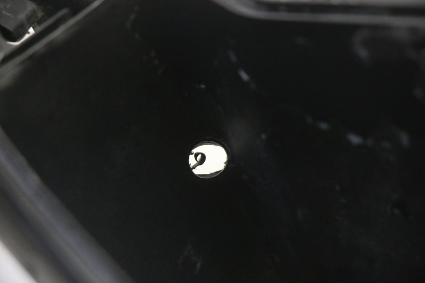 photo de BOITE A GANTS HONDA NTV DEAUVILLE 650 (2001 - 2006)