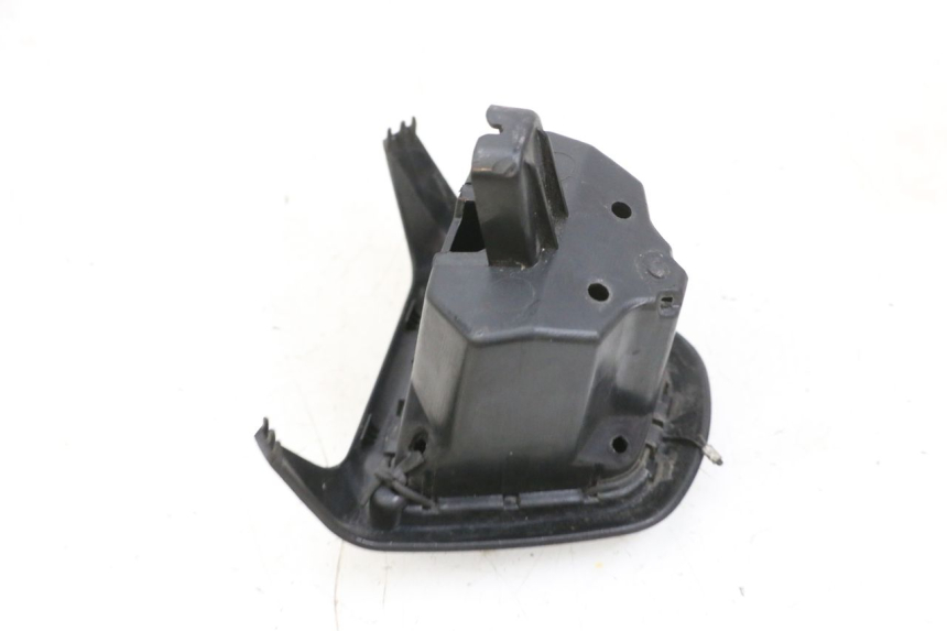 photo de BOITE A GANTS PEUGEOT SPEEDFIGHT 4 4T EFI 50 (2021 - 2025) - Autre angle de vue