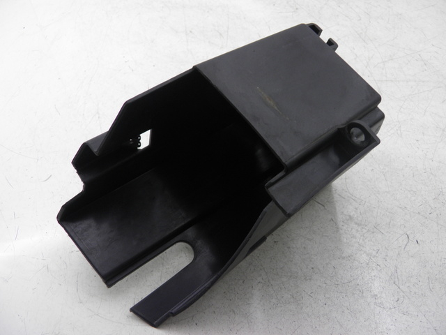 photo de BOITE A GANTS YAMAHA XMAX X-MAX 125 (2006 - 2009)