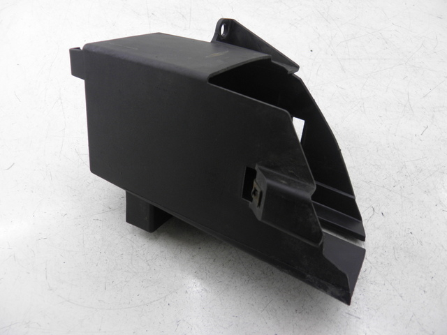 photo de BOITE A GANTS YAMAHA XMAX X-MAX 125 (2006 - 2009)