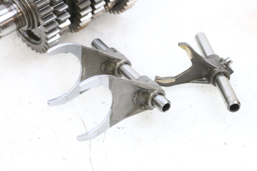 photo de BOITE DE VITESSE MV AGUSTA BRUTALE R WALLY 910 (2008 - 2008) - Marquages et références