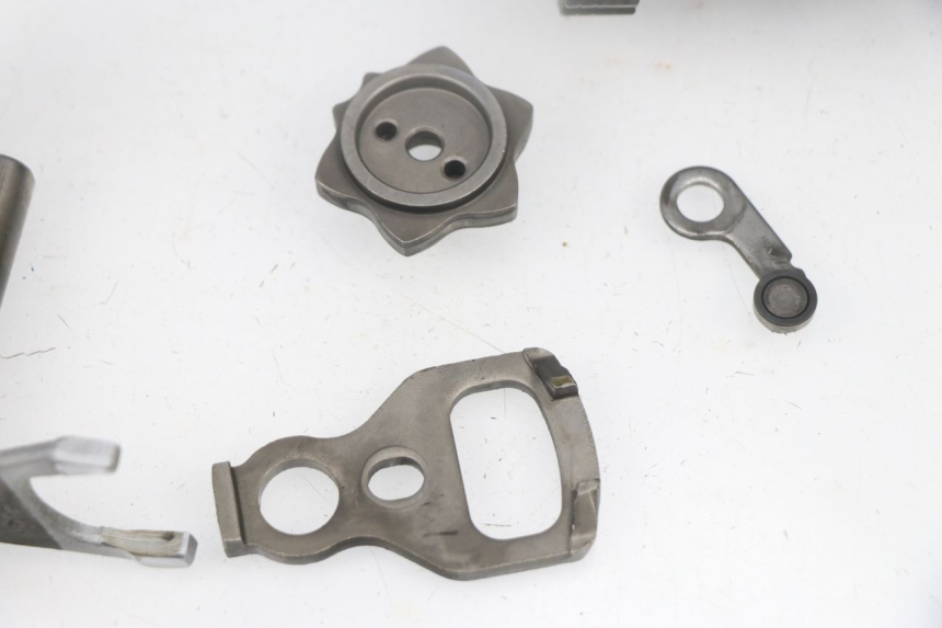 photo de BOITE DE VITESSE SUZUKI SV S 650 (1999 - 2002)