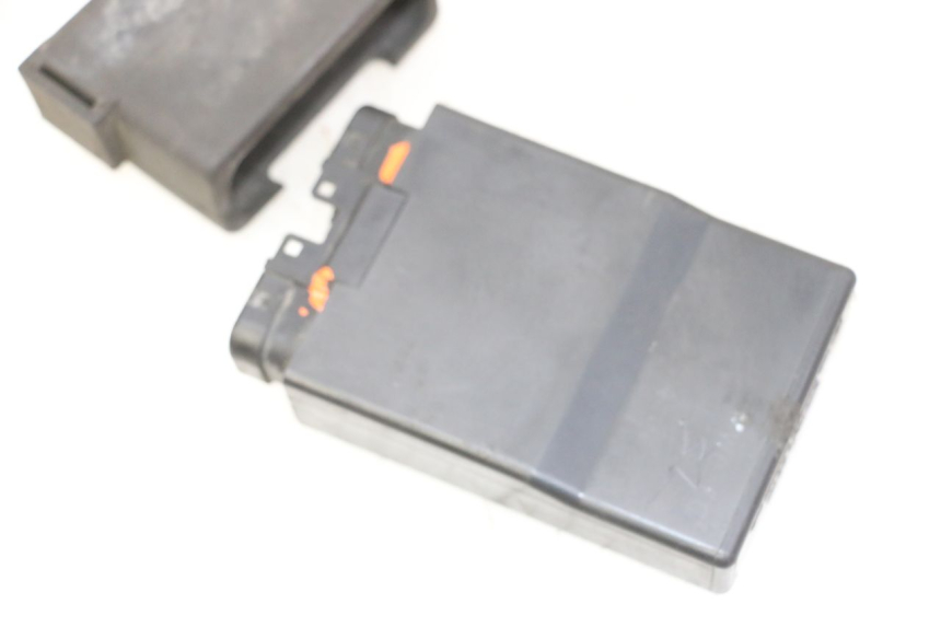 photo de BOITIER CDI HONDA CBR RR FIREBLADE 900 (1992 - 1994)