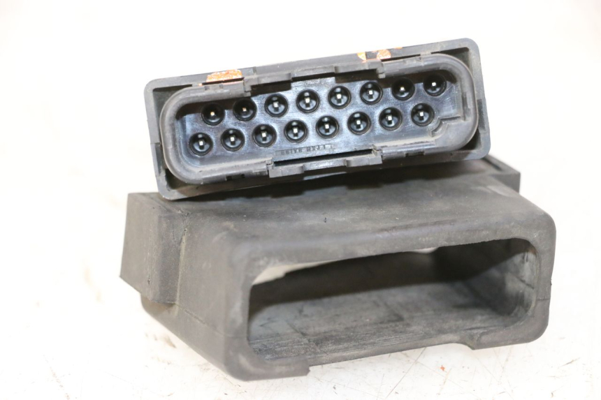 photo de BOITIER CDI HONDA CBR RR FIREBLADE 900 (1992 - 1994)