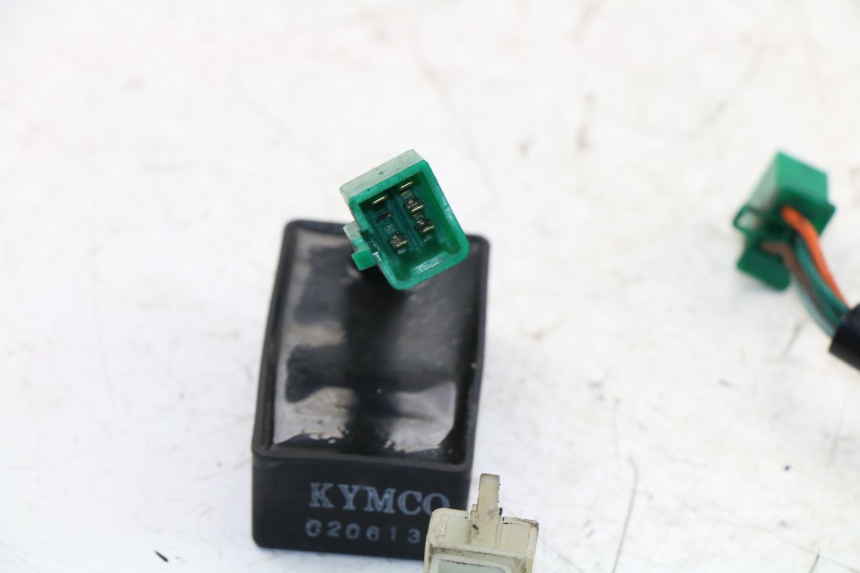 photo de BOITIER CDI KYMCO GRAND DINK 125 (2008 - 2014)