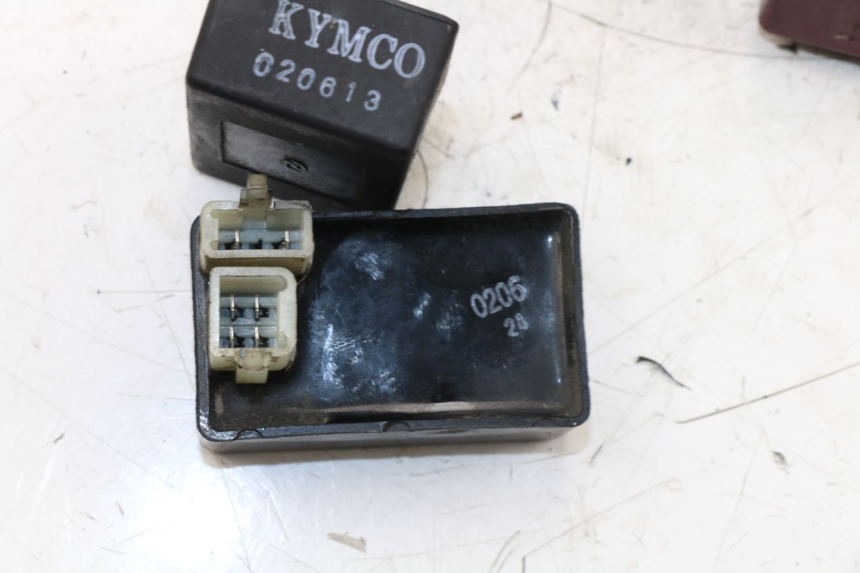 photo de BOITIER CDI KYMCO GRAND DINK 125 (2008 - 2014)