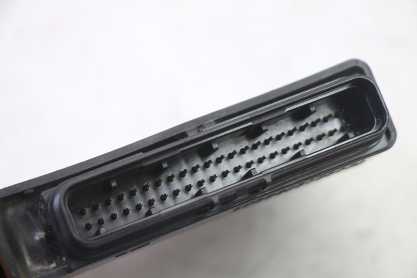 photo de BOITIER CDI SUZUKI SV S 650 (2003 - 2009)