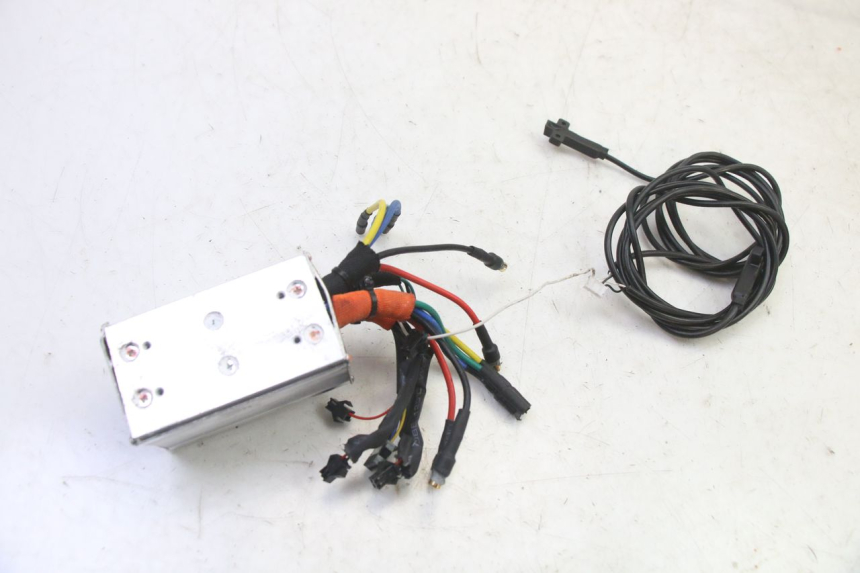 photo de BOITIER CDI DUALTRON VICTOR LIMITED 1