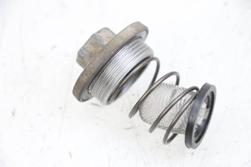 photo de BOUCHON CARTER HUILE KYMCO AGILITY 16+ 4T 50 (2018 - 2023) - Détail de la pièce