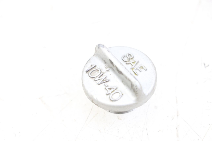 photo de BOUCHON CARTER HUILE HYOSUNG GV AQUILA 125 (2000 - 2004)