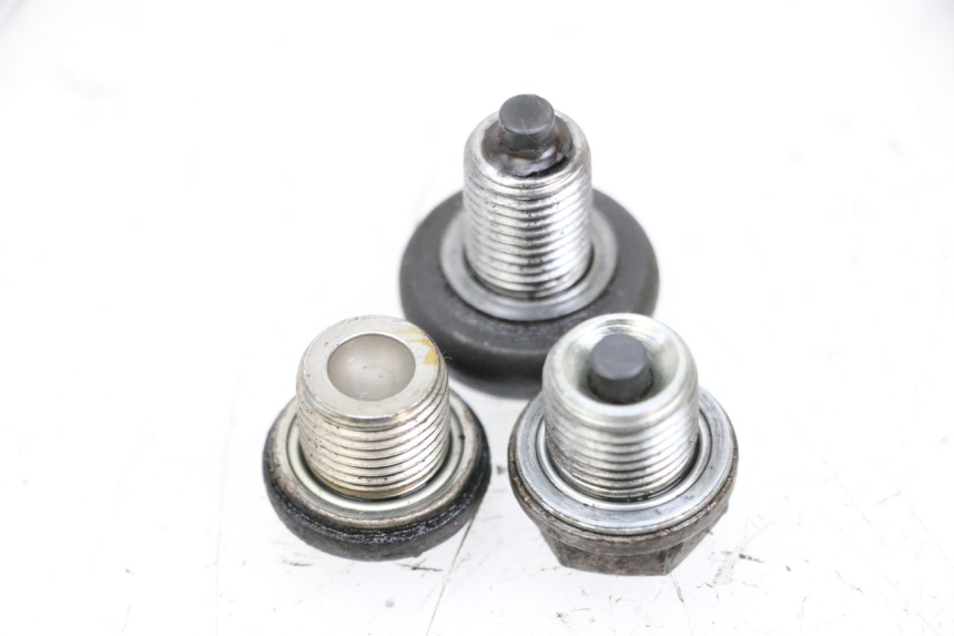 photo de BOUCHON CARTER HUILE SUZUKI BURGMAN EXECUTIVE ABS 650 (2006 - 2012) - Vue principale