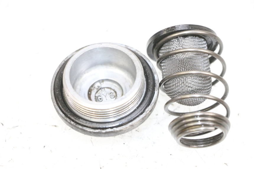 photo de BOUCHON CARTER HUILE KYMCO LIKE 125 (2009 - 2016) - Vue principale