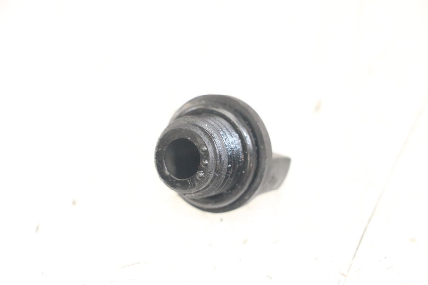 photo de BOUCHON CARTER HUILE FANTIC XM PERFORMANCE 2T 50 (2021 - 2022)