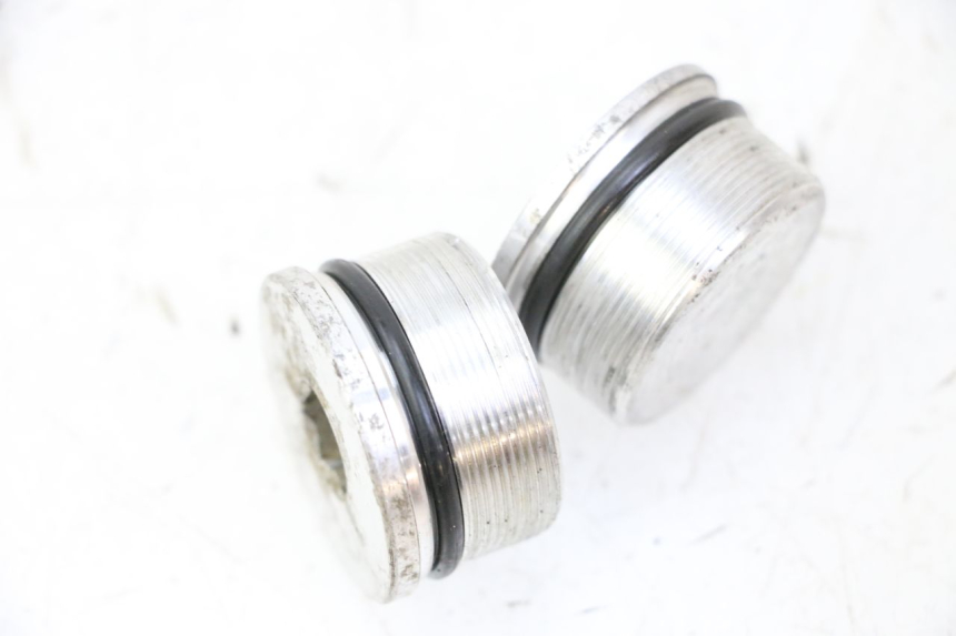 photo de BOUCHON FOURCHE GILERA SMT SUPERMOTARD 50 (2009 - 2017)