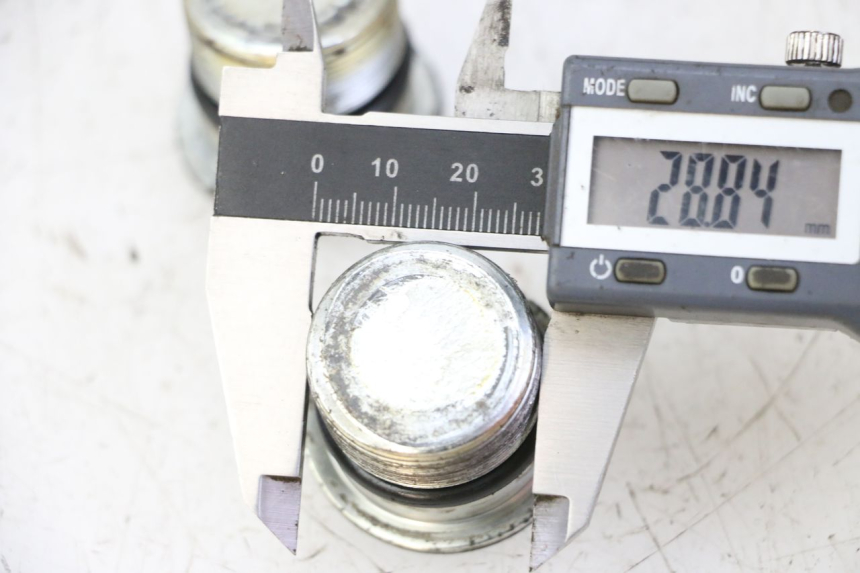 photo de BOUCHON FOURCHE PIAGGIO X9 EVOLUTION 125 (2003 - 2007)