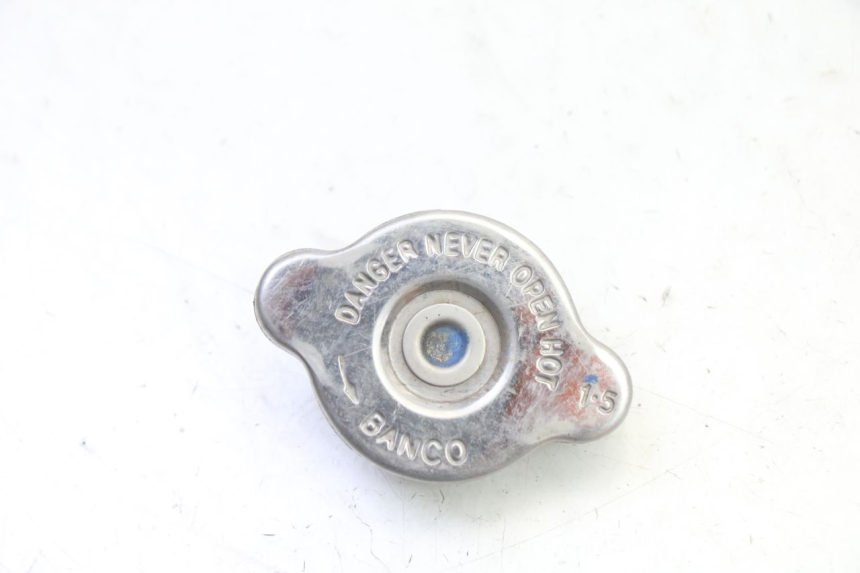 photo de BOUCHON RADIATEUR BMW G310 R 310 (2016 - 2020)