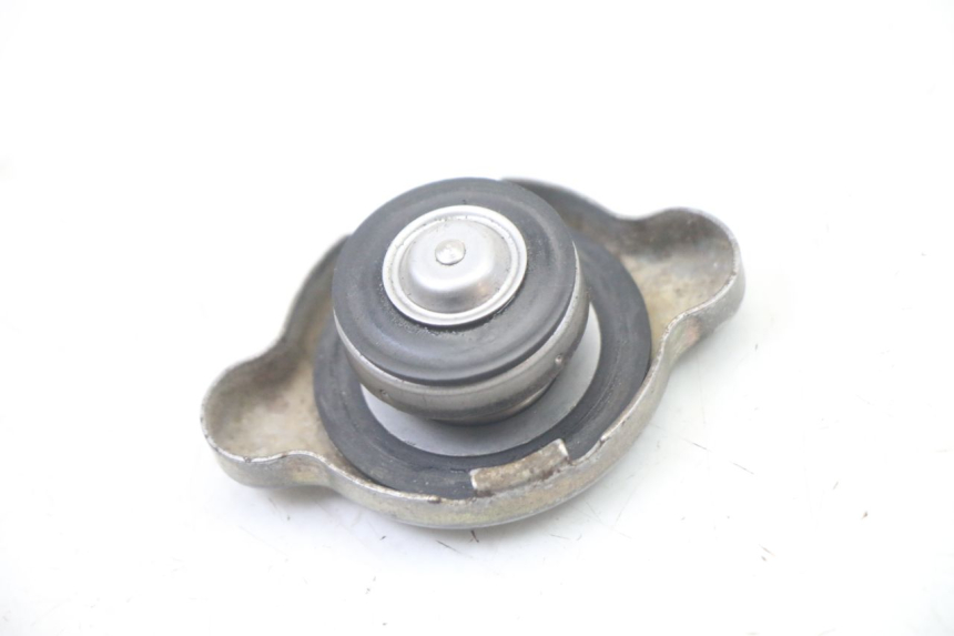 photo de BOUCHON RADIATEUR HONDA CR 85 (2003 - 2007)