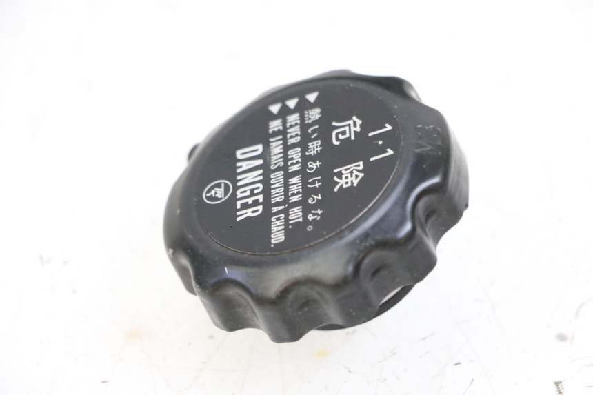 photo de BOUCHON RADIATEUR YAMAHA MT-07 MT07 ABS 700 (2018 - 2020) - Détail de la pièce