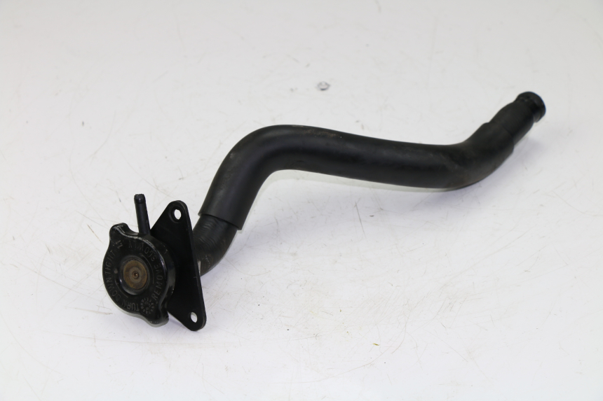 photo de BOUCHON RADIATEUR SUZUKI UH BURGMAN 125 (2002 - 2006)