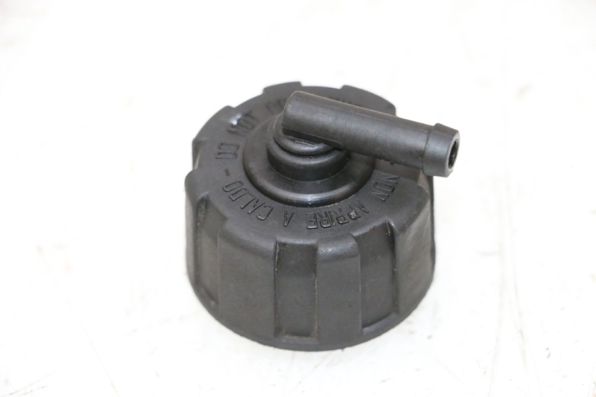 photo de BOUCHON RADIATEUR YAMAHA XMAX X-MAX 125 (2006 - 2009) - Vue principale