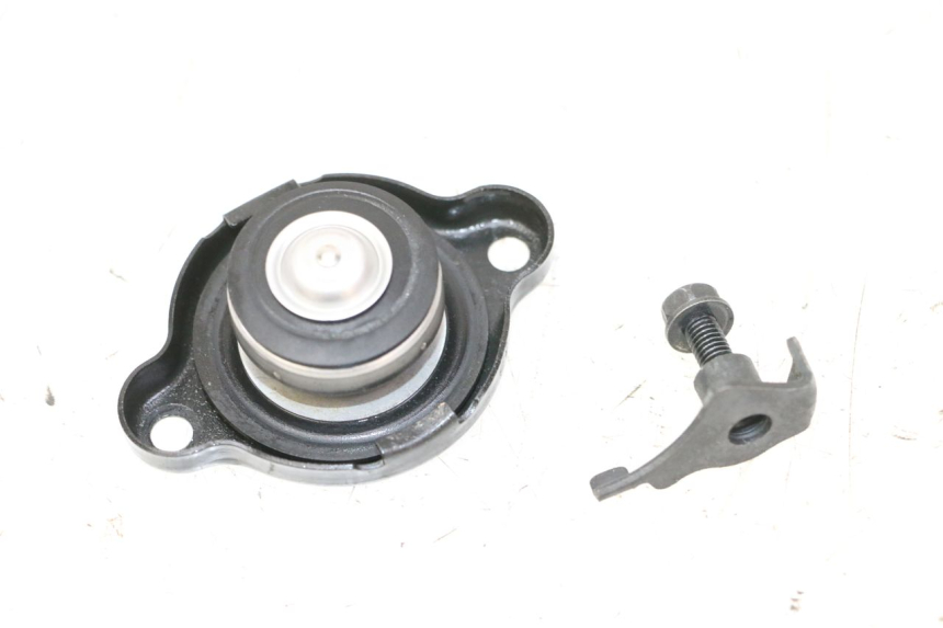 photo de BOUCHON RADIATEUR YAMAHA XJ6 ABS 600 (2008 - 2016)