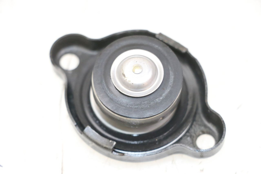 photo de BOUCHON RADIATEUR YAMAHA XJ6 ABS 600 (2008 - 2016)