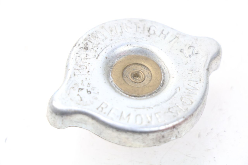 photo de BOUCHON RADIATEUR YAMAHA YP X-MAX XMAX 400 (2014 - 2017)