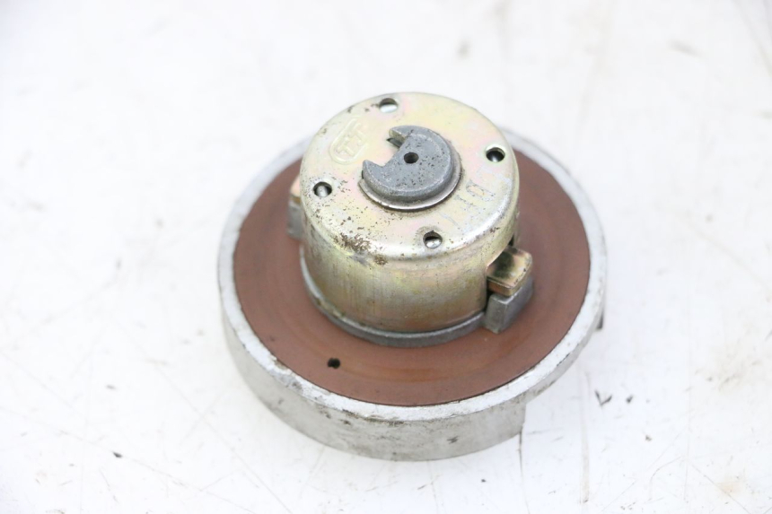 photo de BOUCHON RESERVOIR ESSENCE KYMCO AGILITY 4T 50 (2018 - 2022)