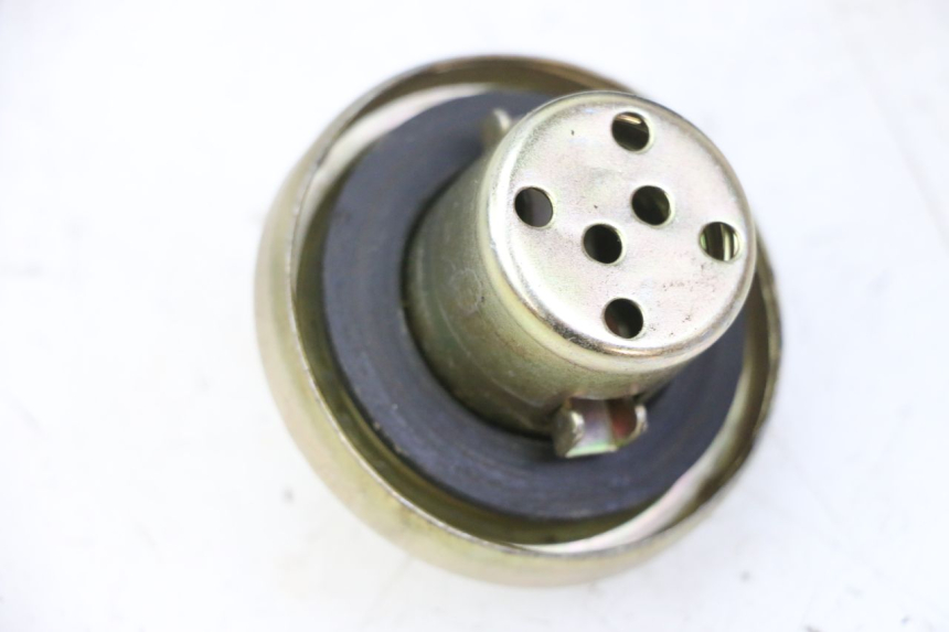 photo de BOUCHON RESERVOIR ESSENCE MOTRON BREEZY 4T 50 (2021 - 2025)