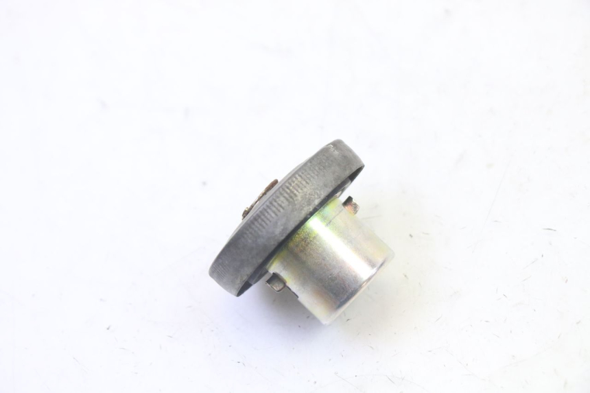 photo de BOUCHON RESERVOIR ESSENCE SYM CROX 4T 50 (2016 - 2023)