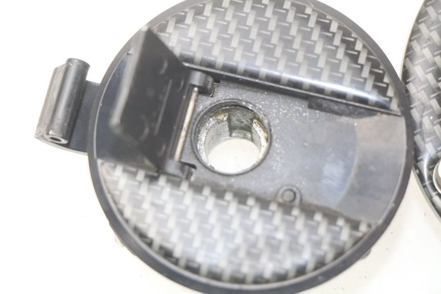 photo de BOUCHON RESERVOIR ESSENCE SUZUKI GSX-R GSXR K16 1000 (2012 - 2016)