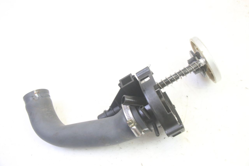 photo de BOUCHON RESERVOIR ESSENCE SYM GTS EVO 125 (2009 - 2013) - Vue principale